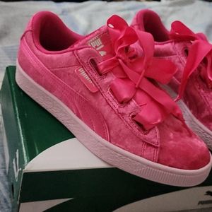 Velvet Sneakers BNWB